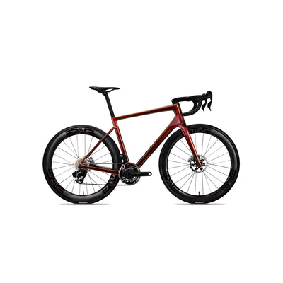 Side-on view of the ENVE Melee at bicycle. London, showcasing the specialist In-Route system for fully hidden internal cabling and an optimised aerodynamic front profile.