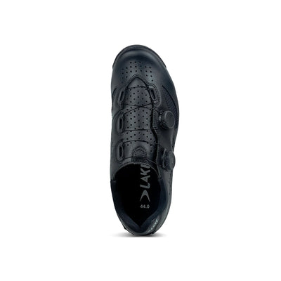 Top view of the Lake CX239 specialist cycling shoe at bicycle. Richmond, London, showcasing the increased forefoot volume of the competition last and the symmetrical dual-dial layout for a balanced, secure fit.