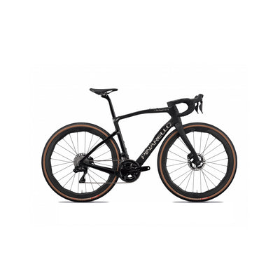 Detailed side profile of the Pinarello Dogma GR frame kit at bicycle. Richmond, highlighting the ultra-stiff T1100 carbon layup and maximised clearance for high-volume gravel tyres on Pinarello’s premier off-road platform.