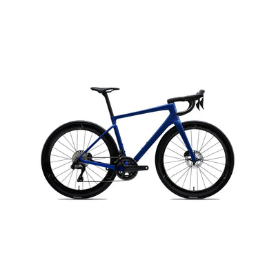 Full side profile of the ENVE Melee in Aegean Blue at bicycle. Richmond, London, highlighting the sleek aero design and fully hidden internal cable routing for an optimised aerodynamic advantage.